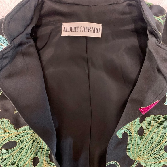 ALBERT CAPRARO Vintage 70’s Embroidered Blazer / Jacket with a Wide Sleeve. - Picture 2 of 10